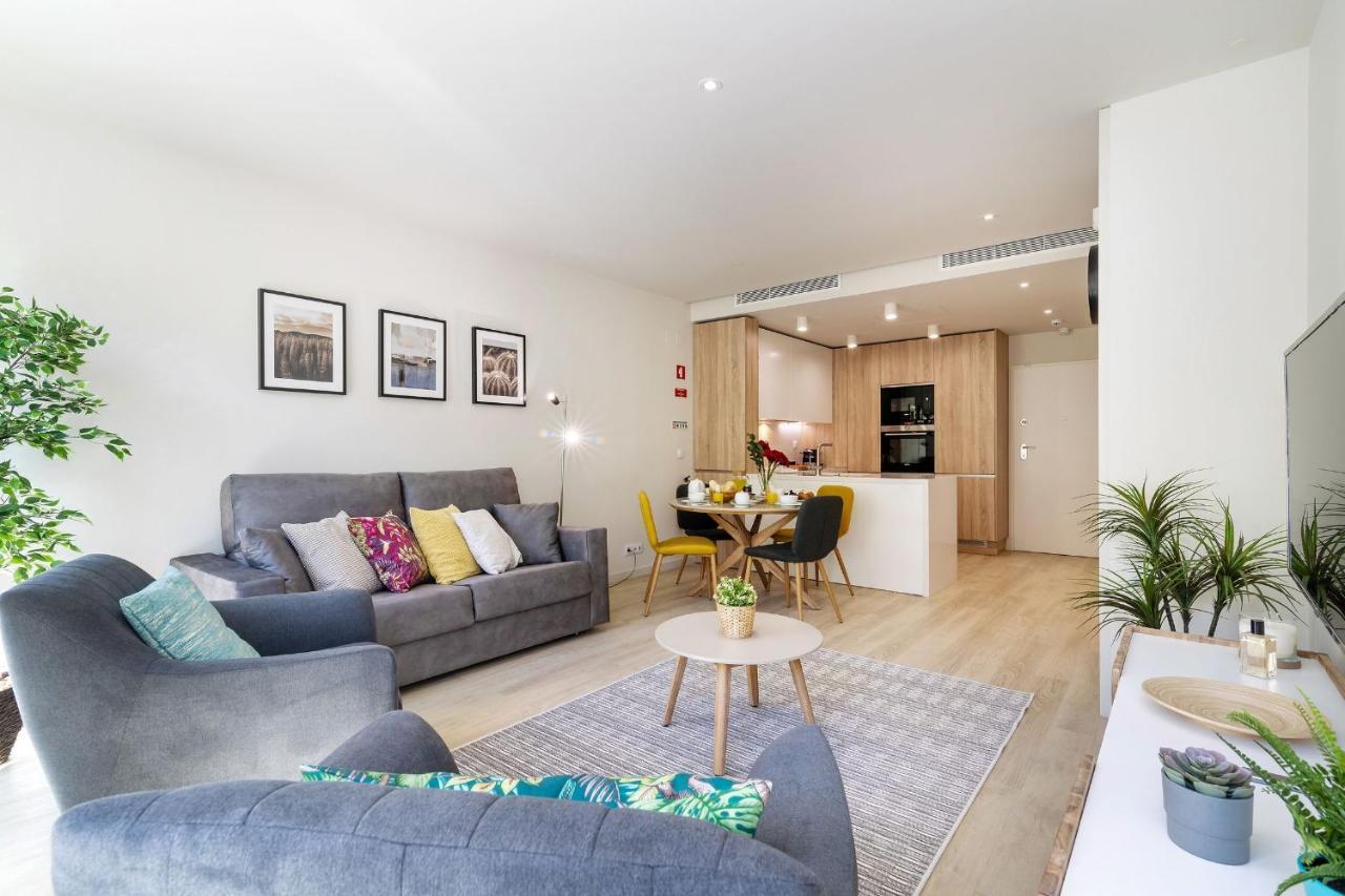 Modern & Stylish Apartment In Av. Da Liberdade By Lovelystay Lisboa Eksteriør billede