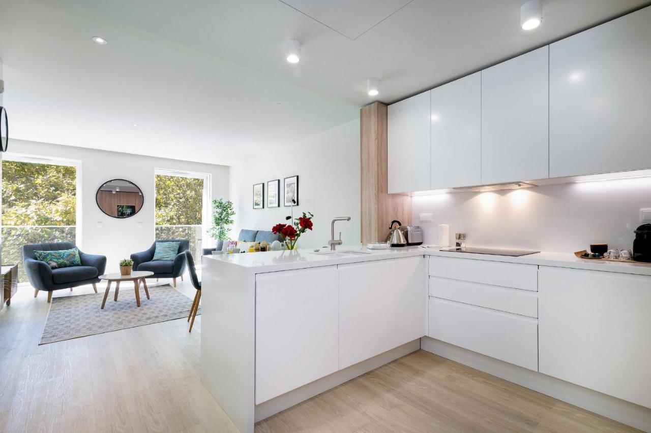 Modern & Stylish Apartment In Av. Da Liberdade By Lovelystay Lisboa Eksteriør billede